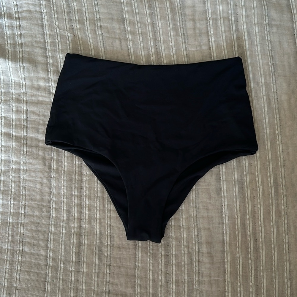 L*space high waisted cheeky bottom